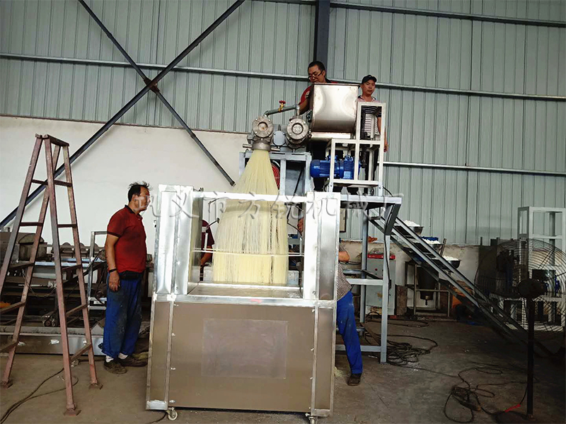 多功能自熟米線機 多功能自熟米線機